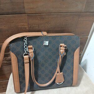 Nine West Sierra Shopper Style Handbag